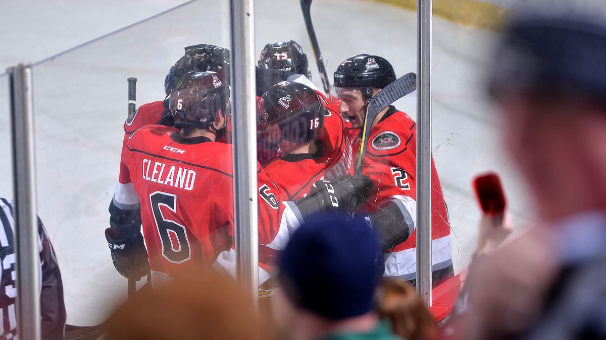 FOUR-GOAL SECOND PERIOD LEADS THUNDER TO 6-2 WIN OVER NAILERS