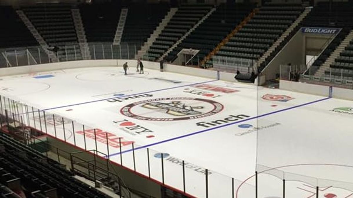THE ICE IS GOING IN!!