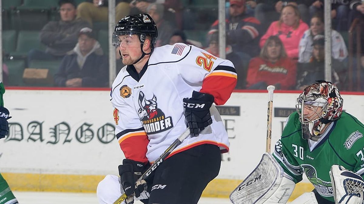 TY LONEY SIGNS PTO WITH CHICAGO WOLVES