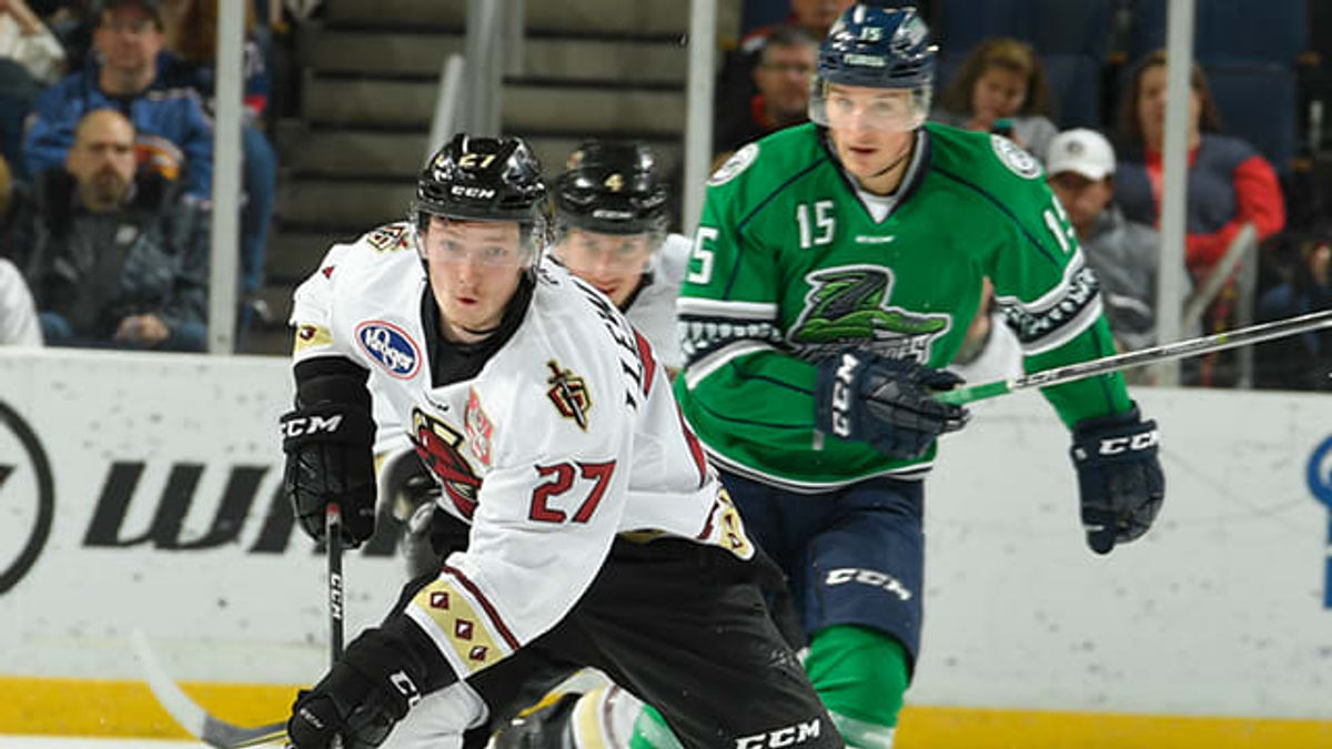 Late Comeback Falls Short in 4-2 Loss to Everblades 