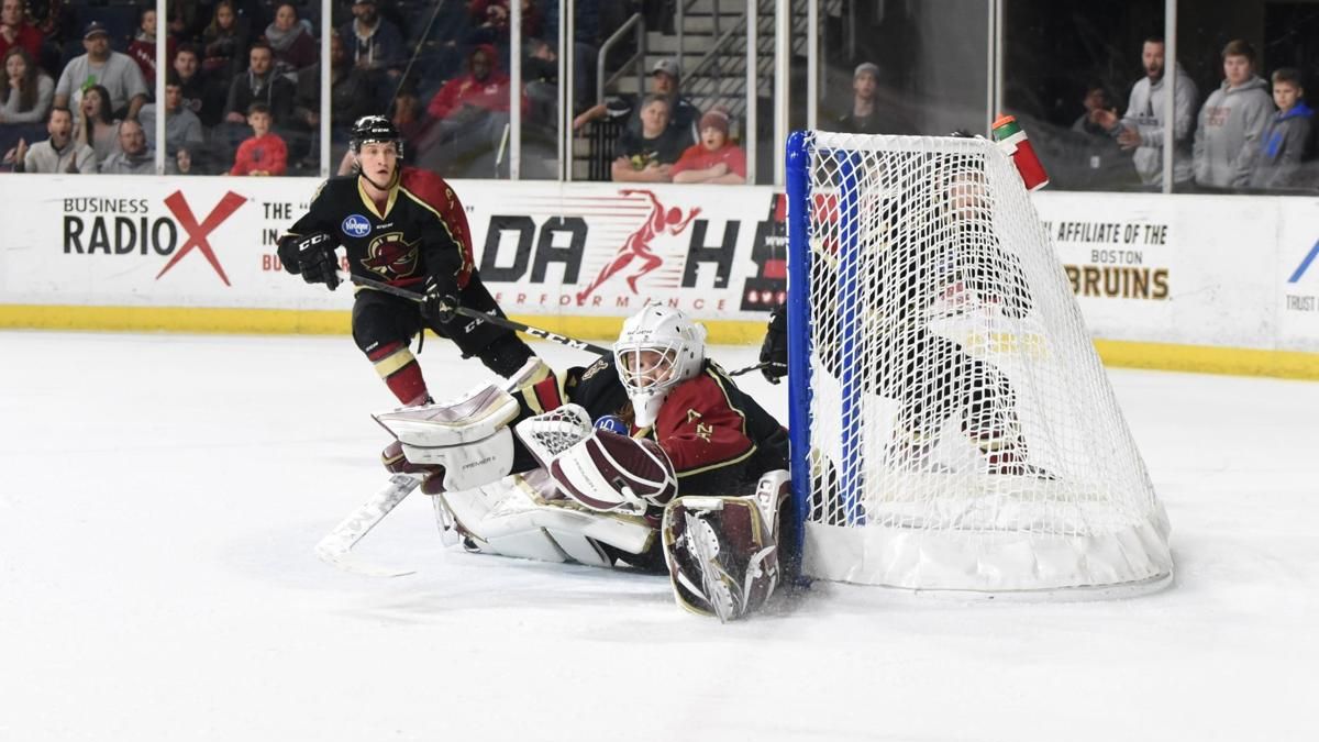 Atlanta Outshoots Rush 40-17 but Falls 4-2 as They Take Four of Six Points on Western Trip