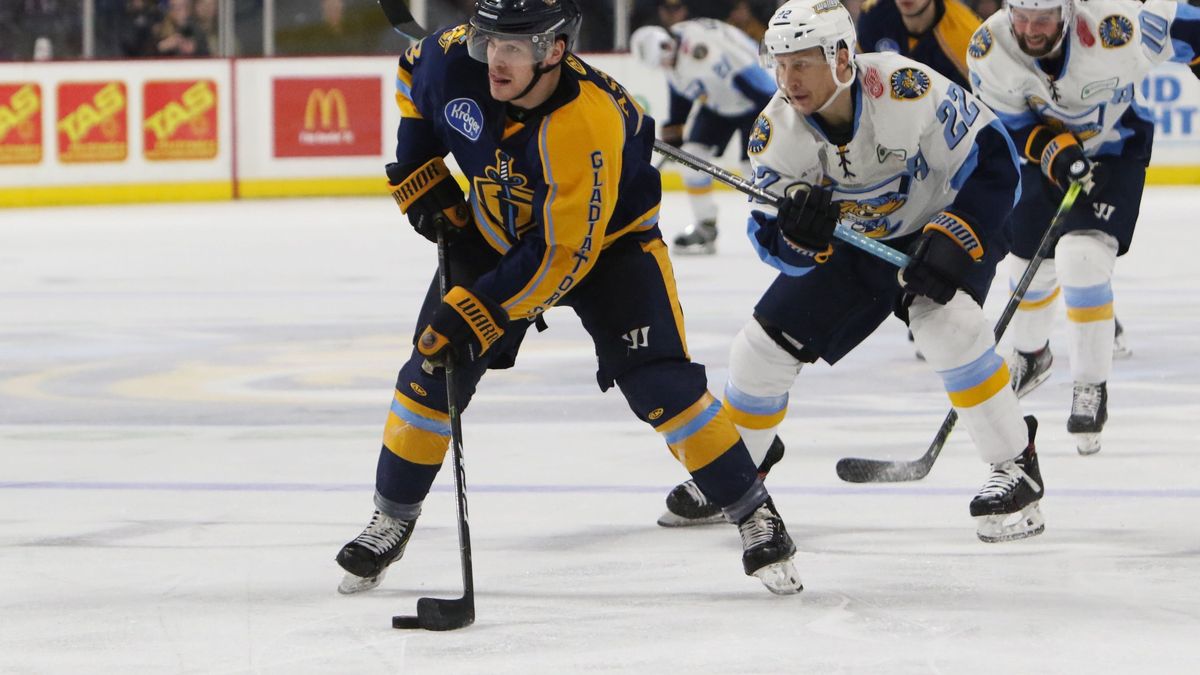 Glads snag a point in SO loss in Toledo