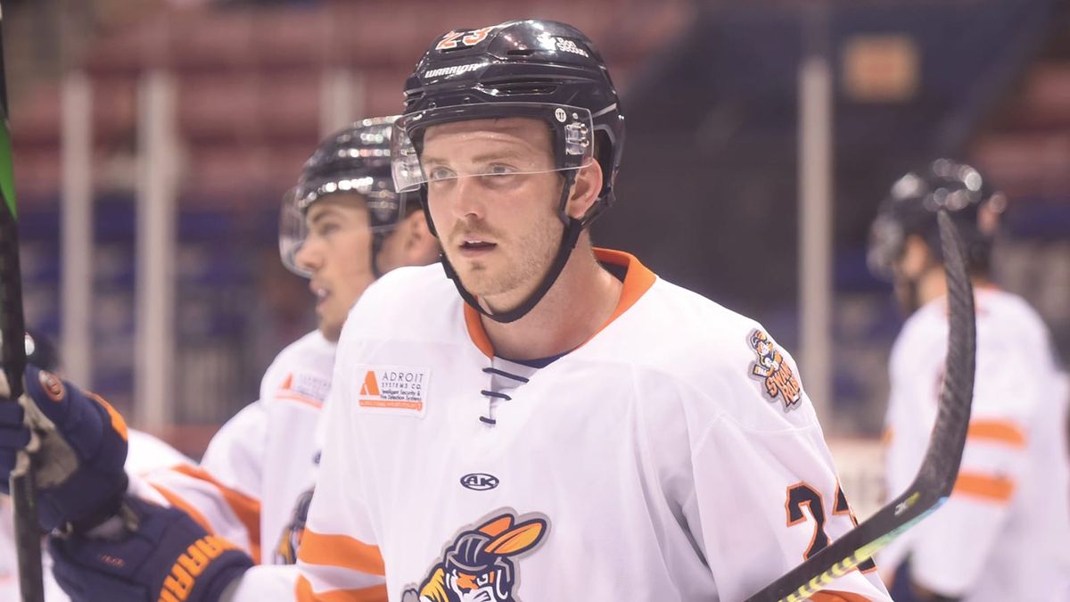 Action photo of Alec Rauhauser of the Greenville Swamp Rabbits
