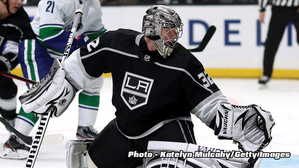 Action photo of Jonathan Quick of the Los Angeles Kings