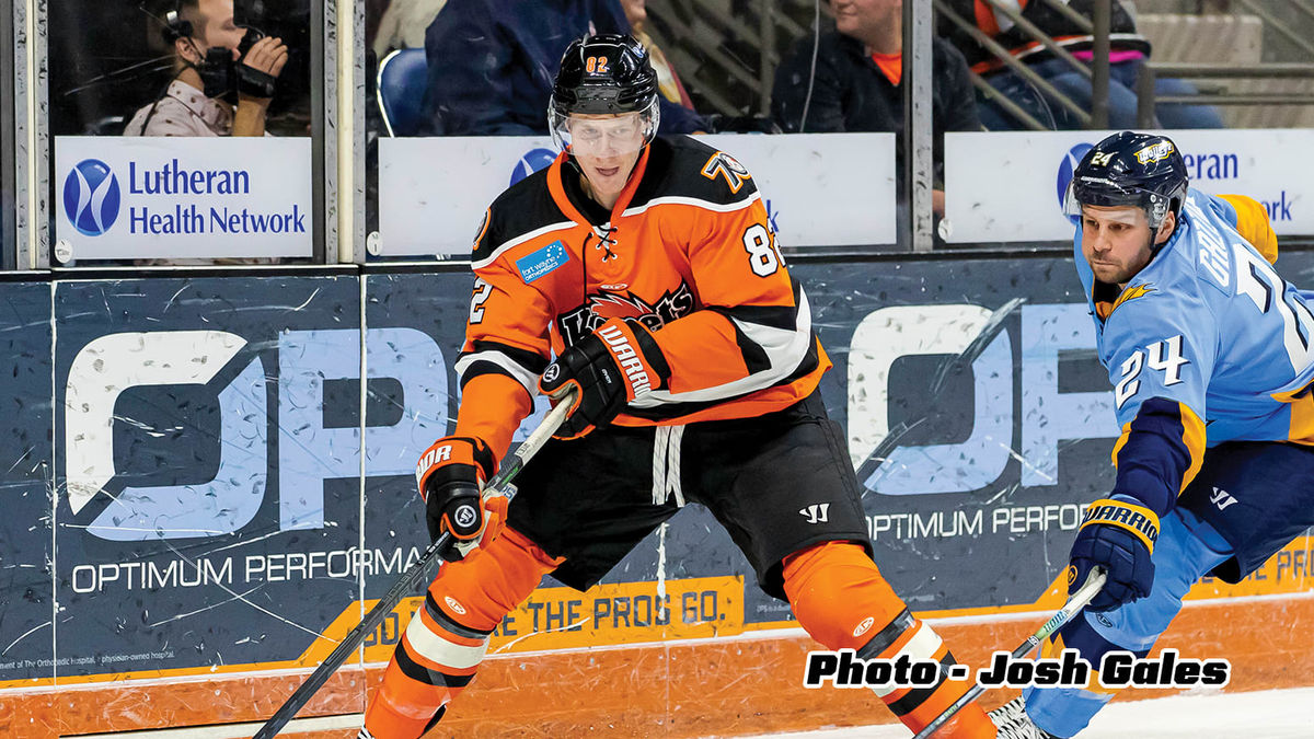 Action photo of Will Graber of the Fort Wayne Komets