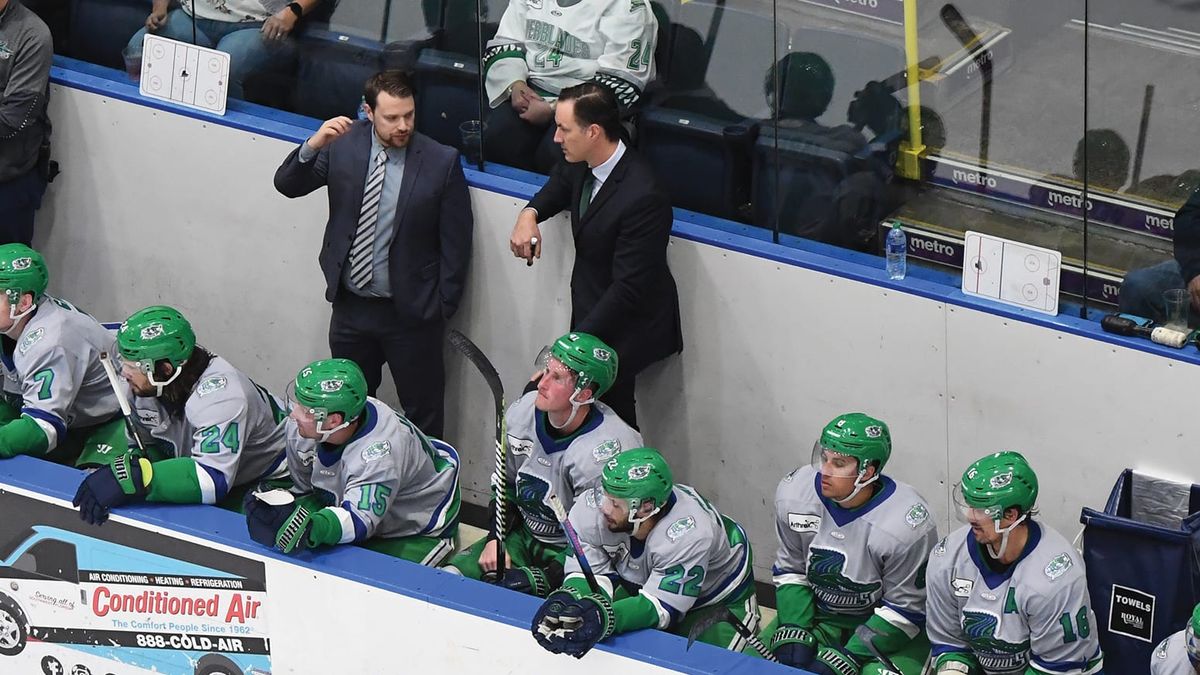 Florida Everblades head coach Brad Ralph on the bench during a game