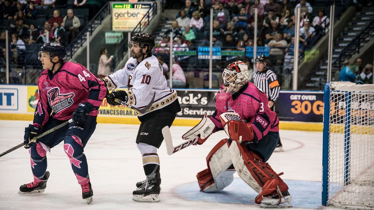 &#039;Blades Come up Short in 3-2 Shootout Loss to Gladiators