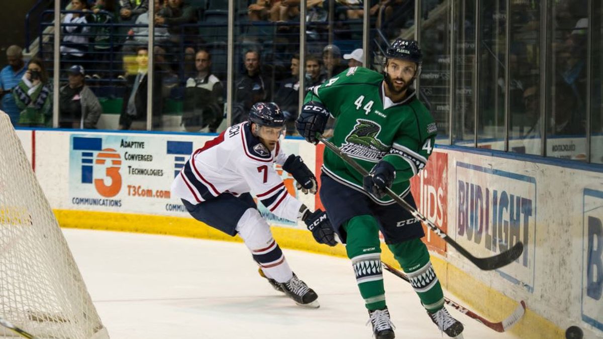 Koper&#039;s Hat Trick Lifts Everblades to Game 2 Win to Even Series