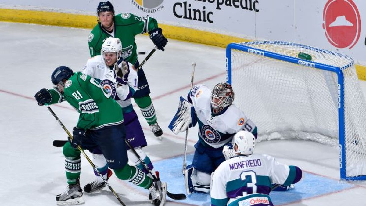 Late Goal Leads Everblades to 4-3 Win at Orlando