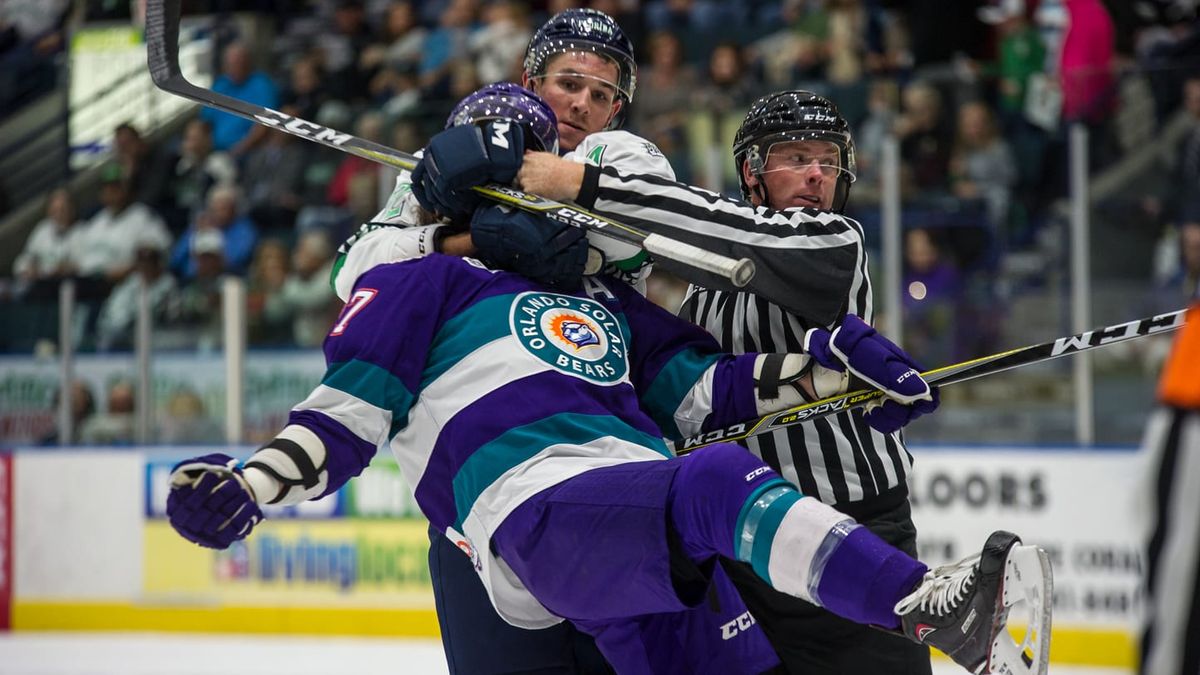 Everblades Tame Solar Bears in 7-1 Victory
