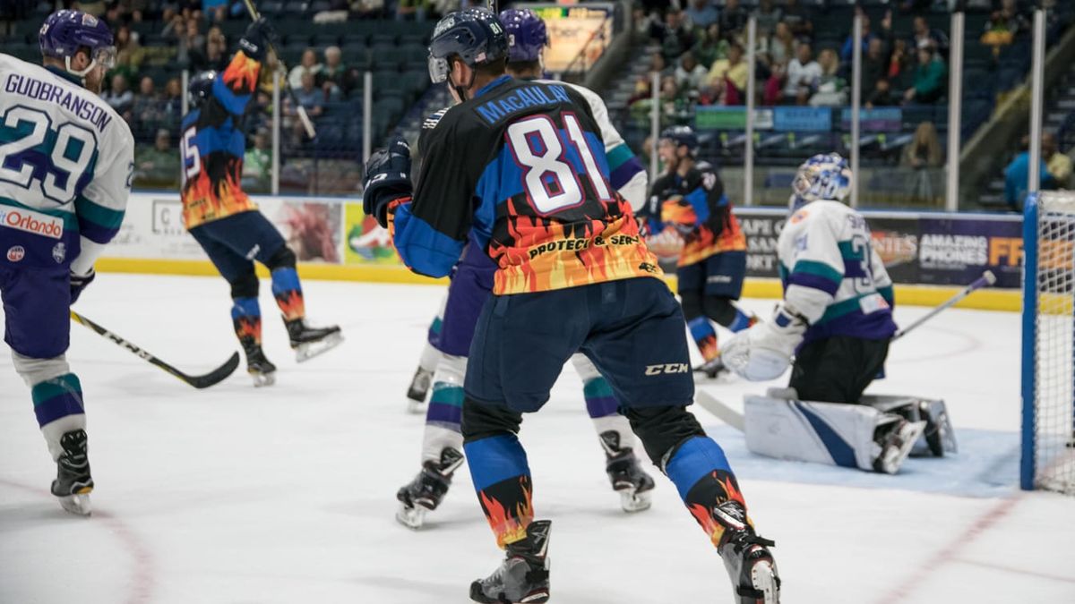 &#039;Blades Put Out Solar Bears Flame in 3-1 Victory