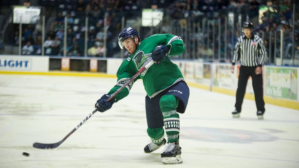 Everblades make series of roster moves