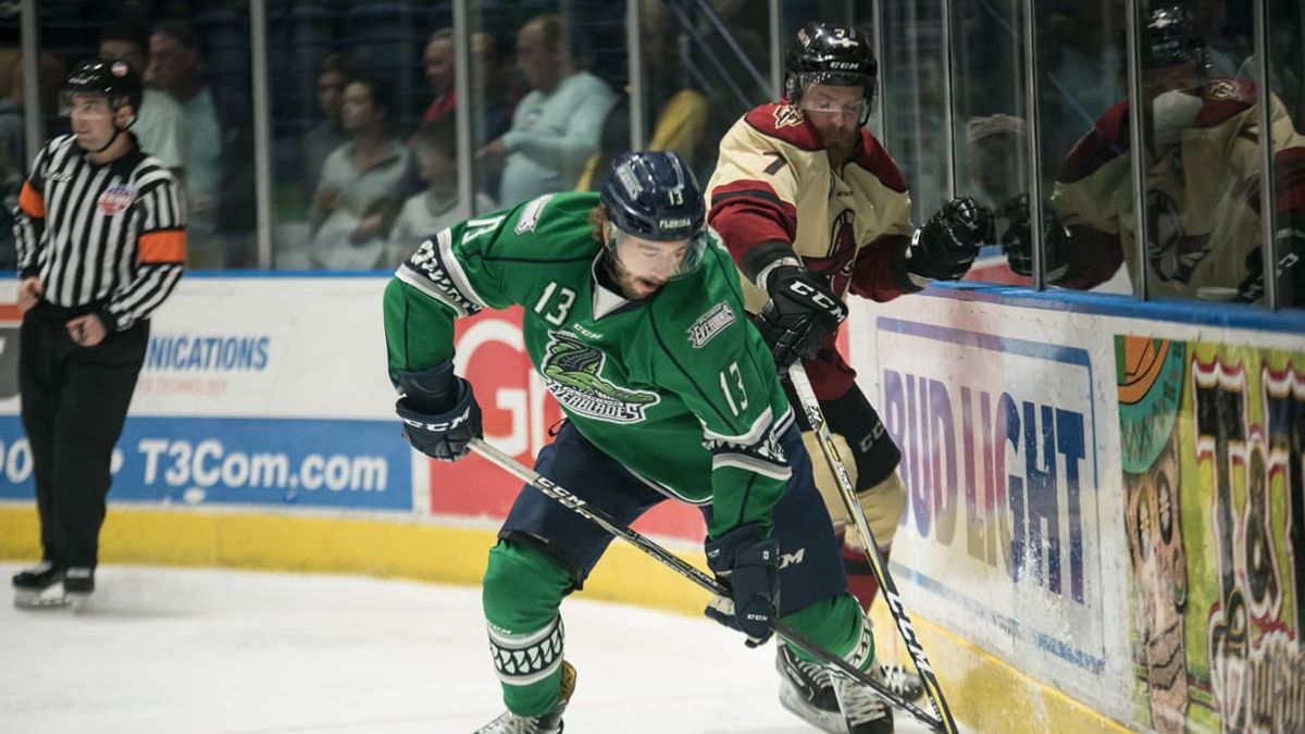Forward Michael Neville agrees to terms with Everblades