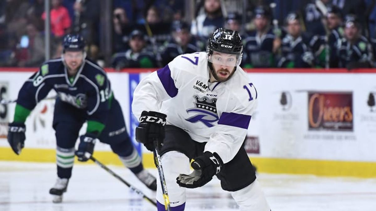 Everblades continue to bolster offense, add Michael Huntebrinker