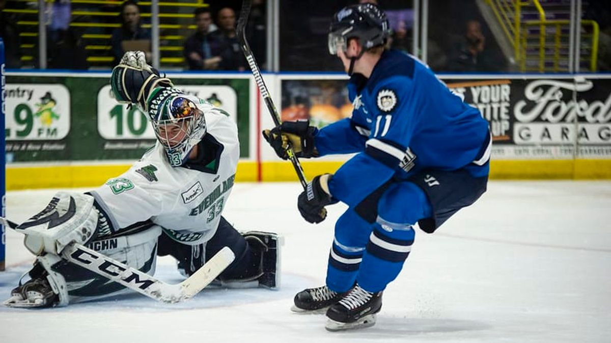 EVERBLADES ANNOUNCE THE RE-SIGNING OF GOALTENDER CAM JOHNSON