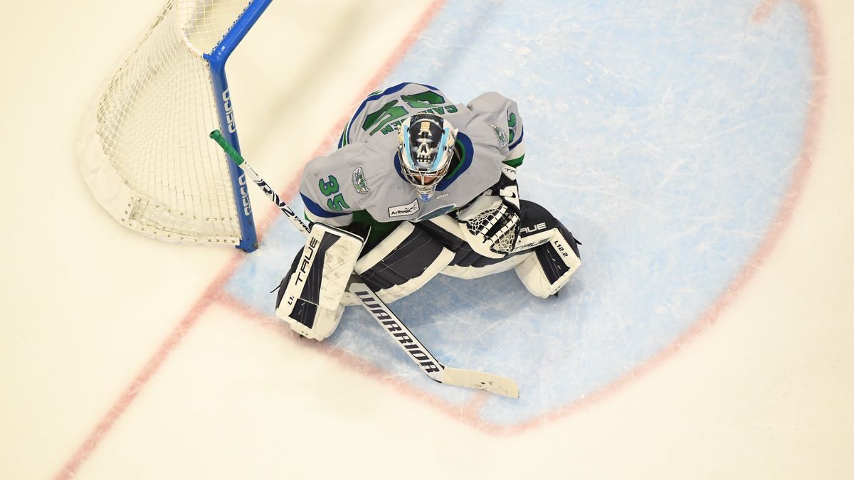 Everblades Swamp the Rabbits With 3-0 Win