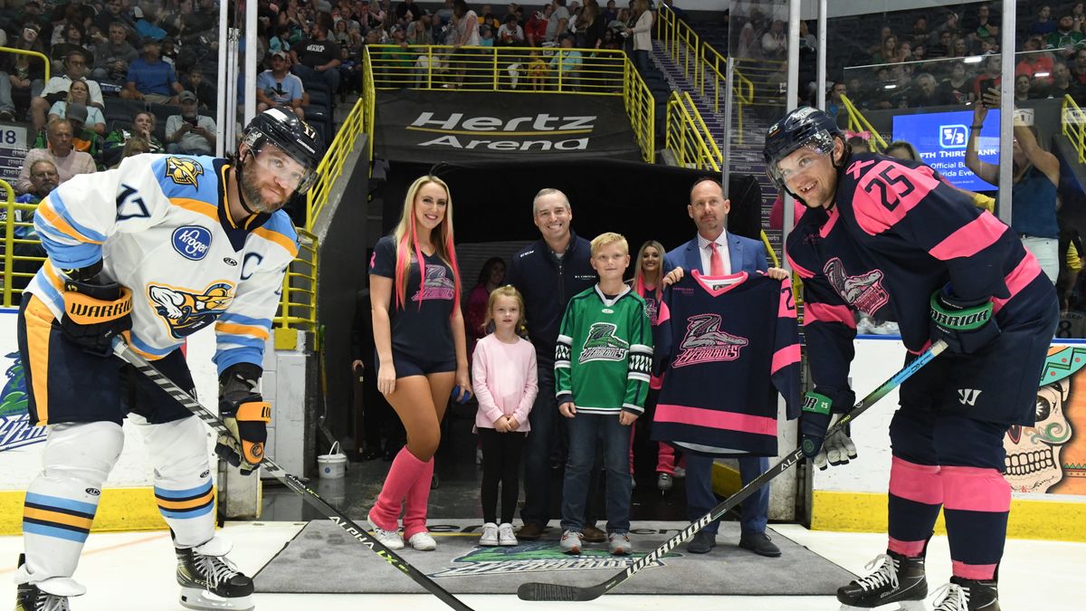 Everblades Donate Funds Raised Through Pink in the Rink Auction to 4 Words Foundation