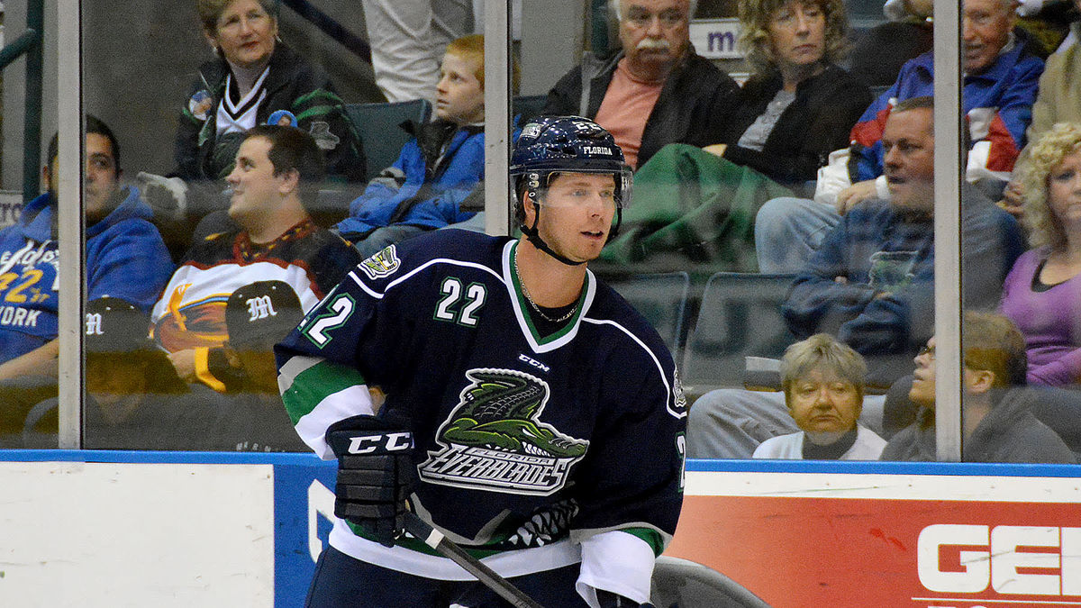 Royals Power Past Everblades 5-3
