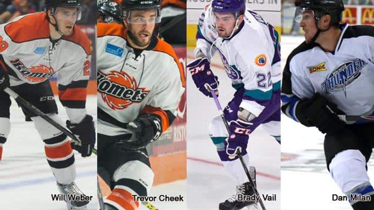 Komets add four to preseason roster