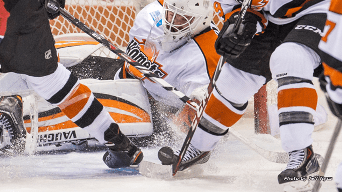 Komets to host 54th Thanksgiving game