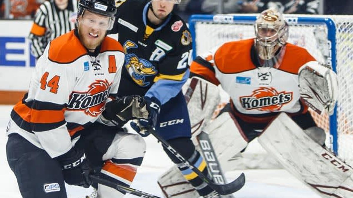 Komets on the road for pair before All-Star break