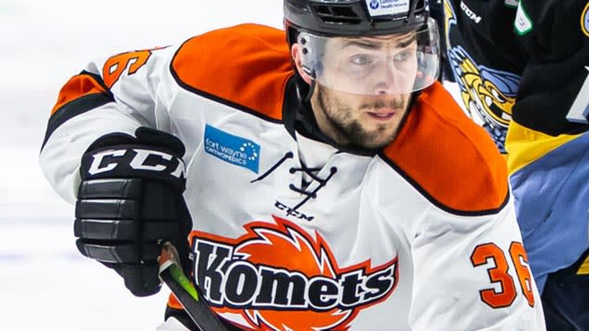Komets open 2018-19 roster with pair of signings
