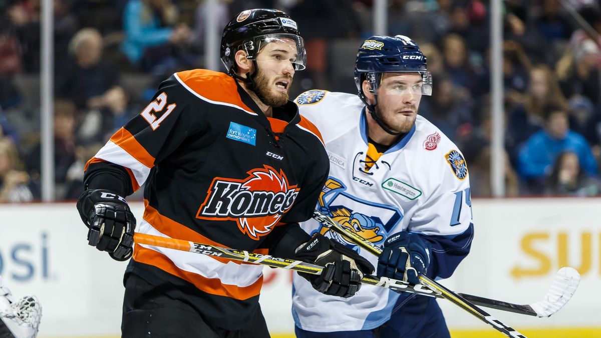 Komets to face Walleye Friday