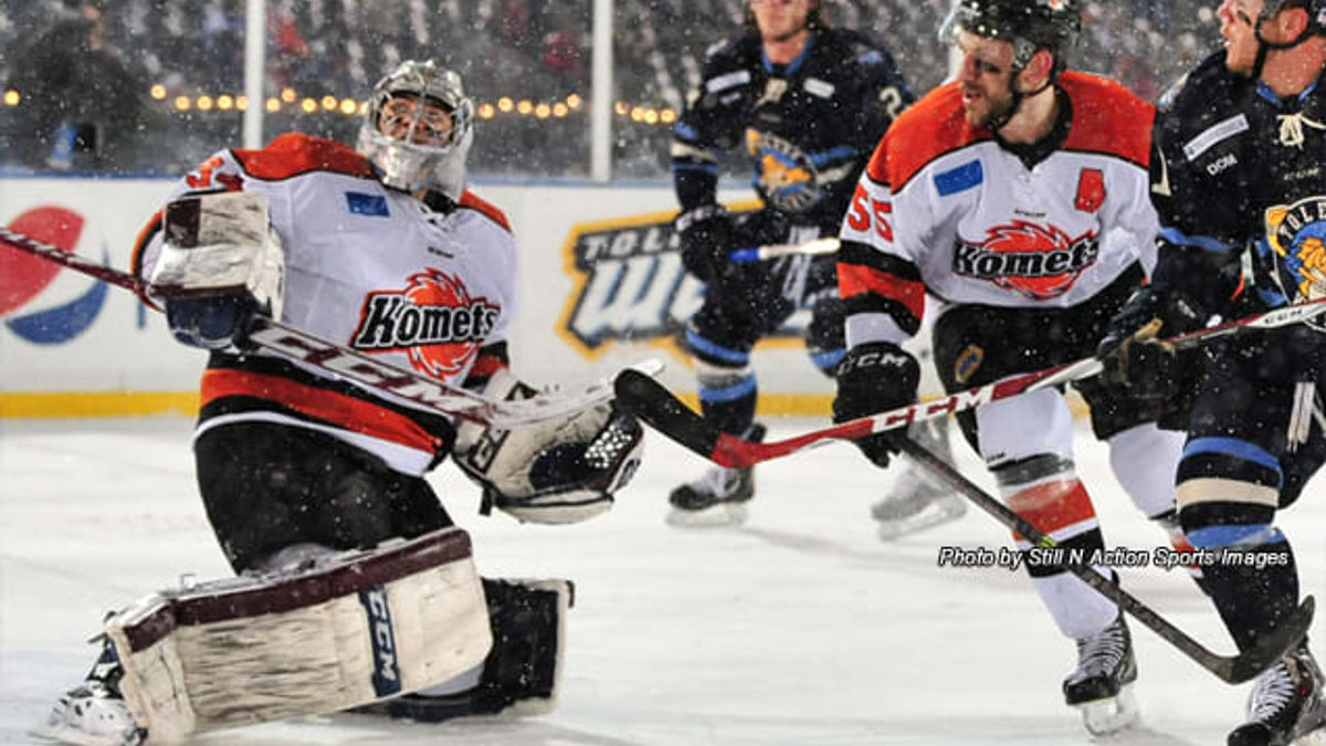 Komets first to reach 50 points