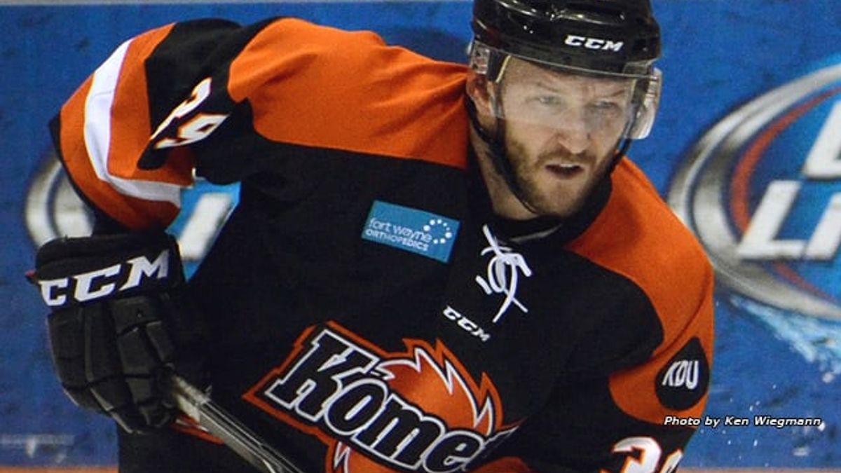 Komets announce signing of Aaron Clarke
