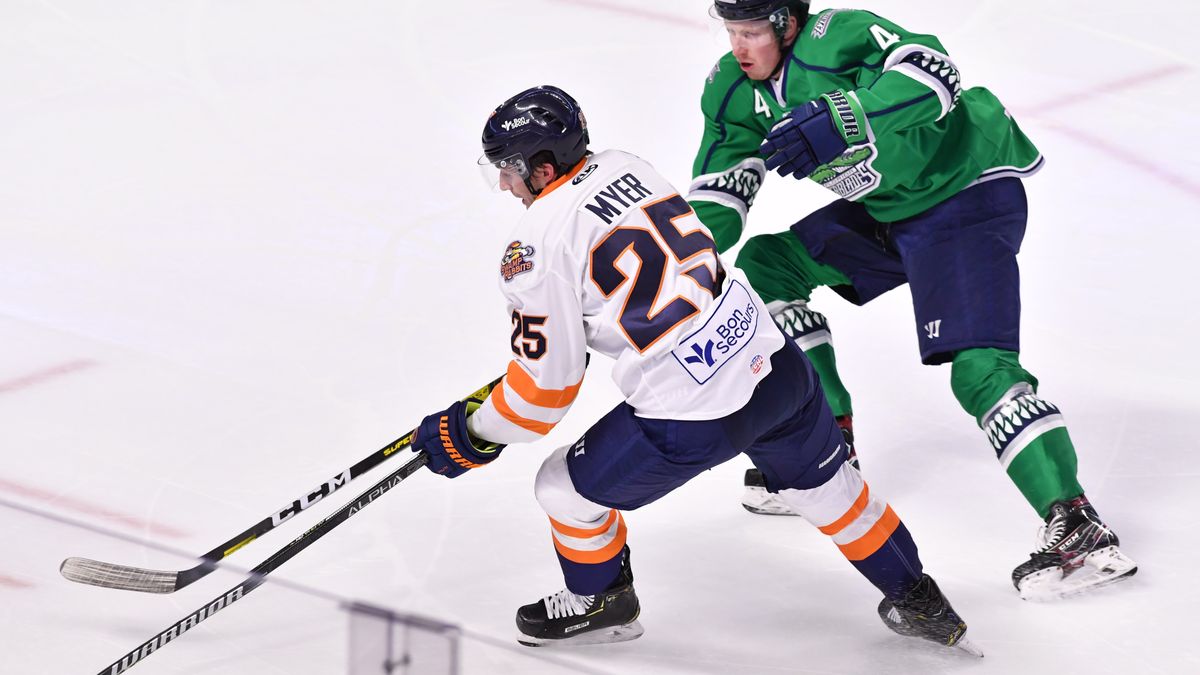THREE GOAL FIRST PERIOD PROPELS RABBITS OVER EVERBLADES 5-3