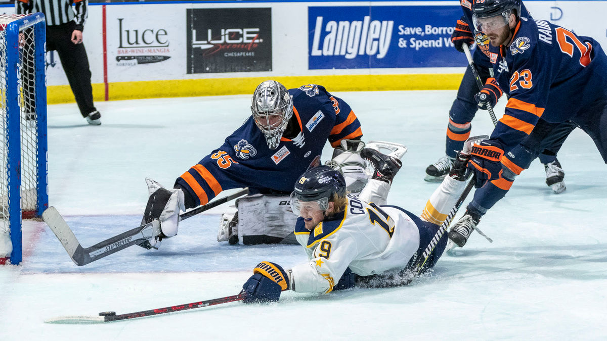 RABBITS SCORE TWICE IN THIRD TO DOWN ADMIRALS 2-1