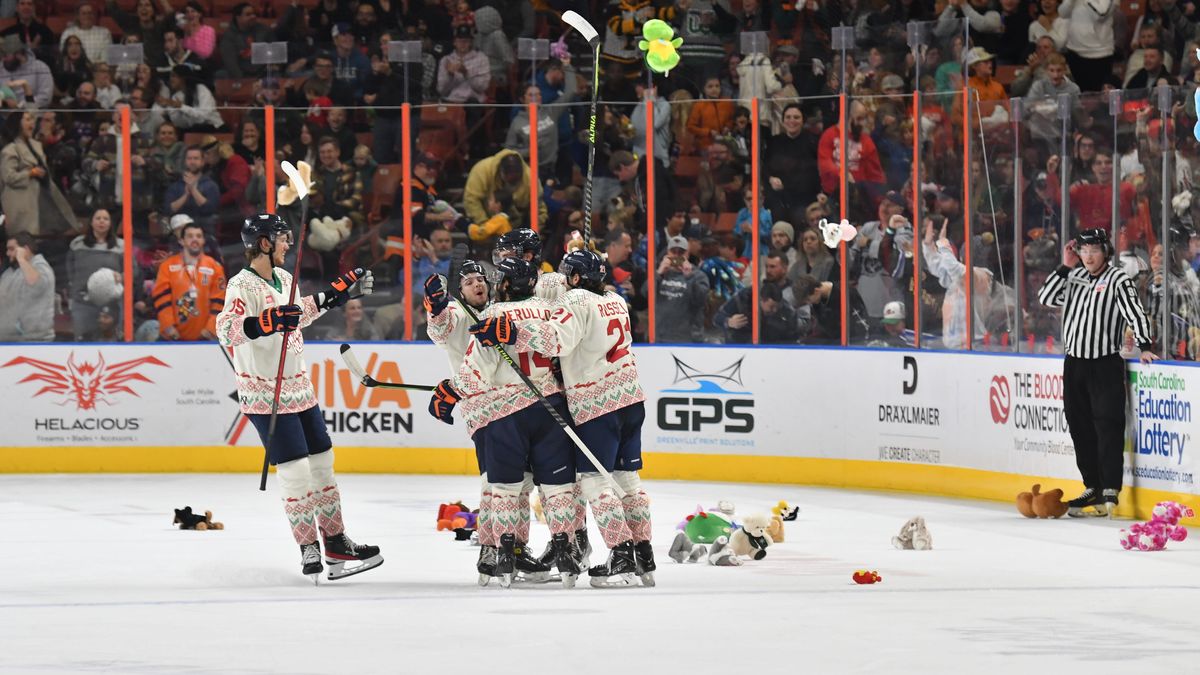 BEDNARD SHINES IN RETURN TO GREENVILLE, RABBITS WIN TEDDY BEAR TOSS GAME 3-1