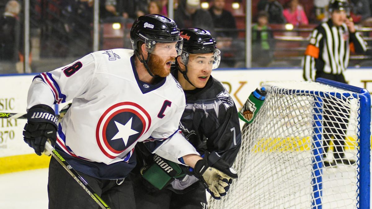 Steelheads Pick Up Point in 2-1 Shootout Loss to Grizzlies