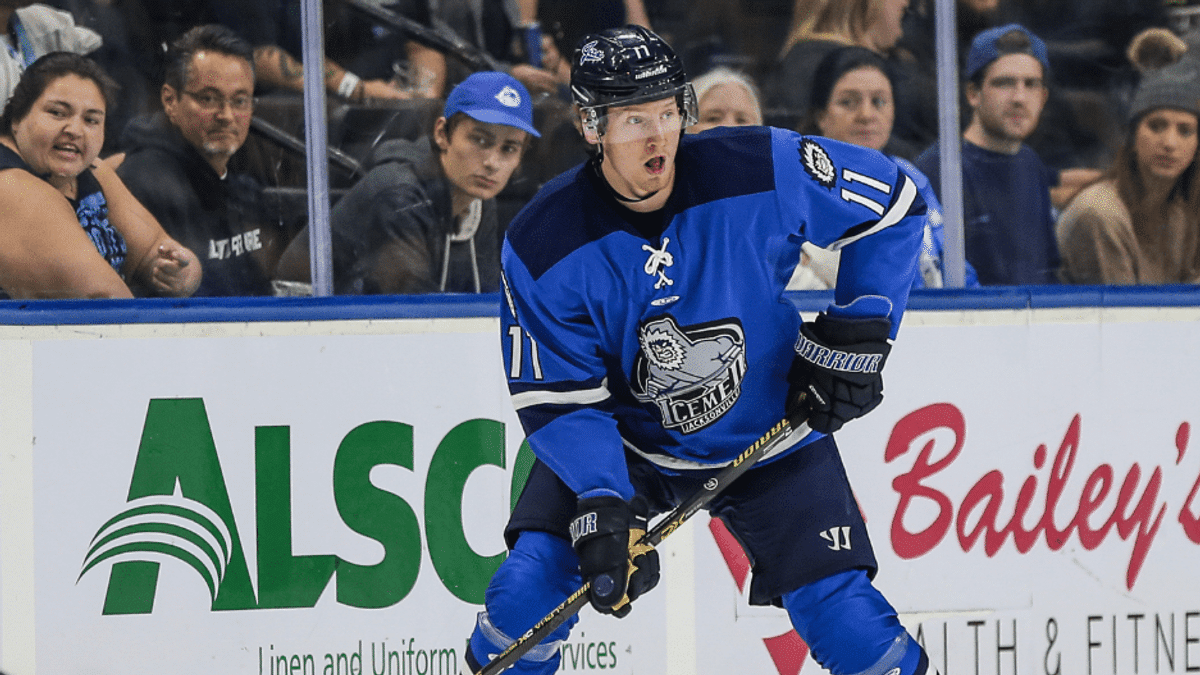 Lang Scores Twice to Guide Icemen Past Everblades