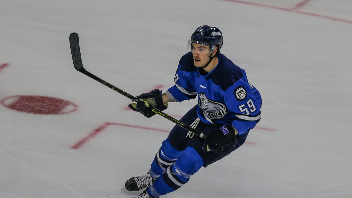 Icemen Win 8th Straight; Take Top Spot in ECHL