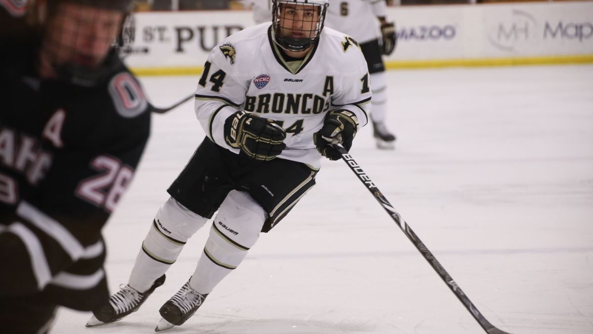 WMU&#039;S MCMULLEN INKS WITH K-WINGS