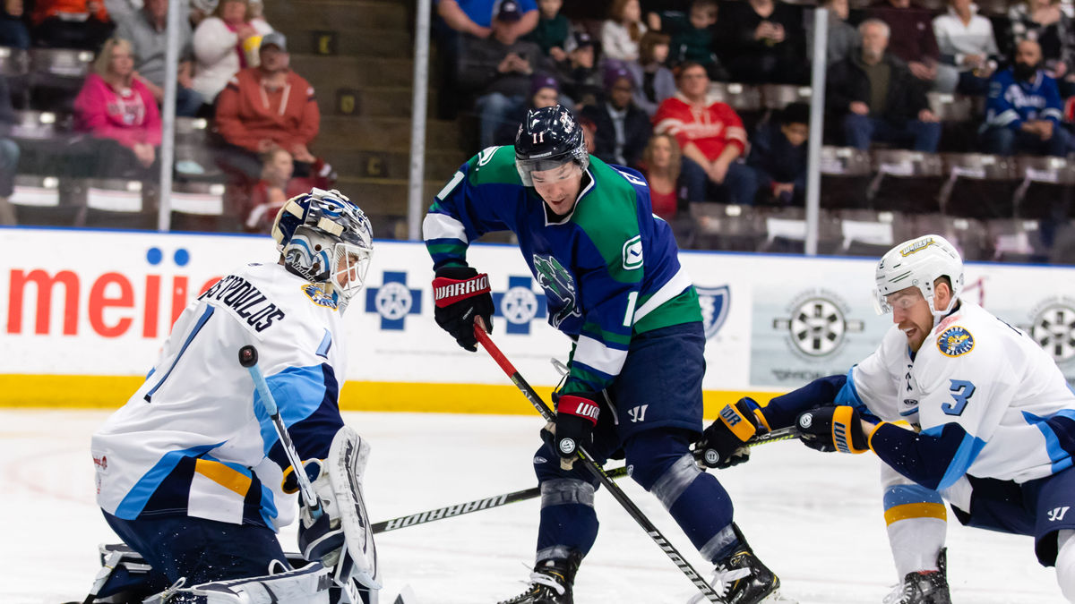 K-WINGS PUT UP 52 SHOTS, STYMIED BY TOLEDO&#039;S CHRISTOPOULOS