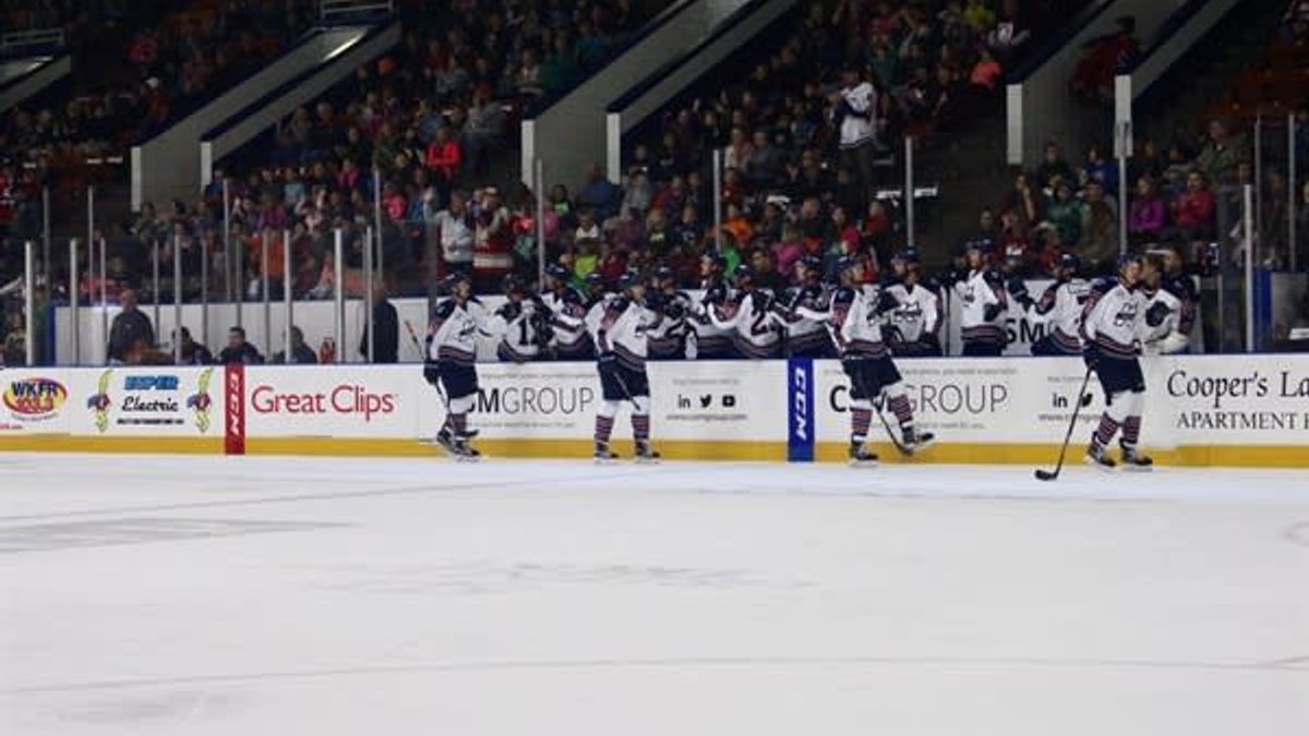 Wings earn point during shootout loss in front of standing room only crowd in Kalamazoo