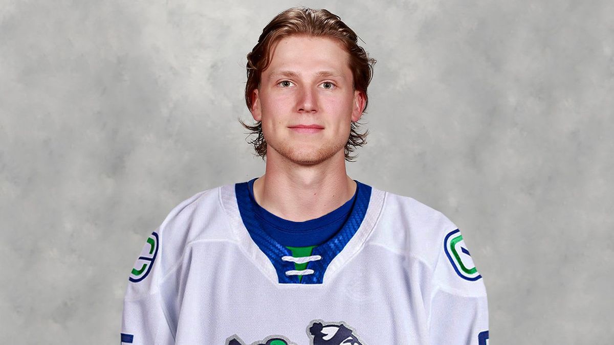 K-WINGS RECEIVE DEFENSEMAN CHAD NYCHUK FROM CANUCKS, RELEASE TWO PLAYERS