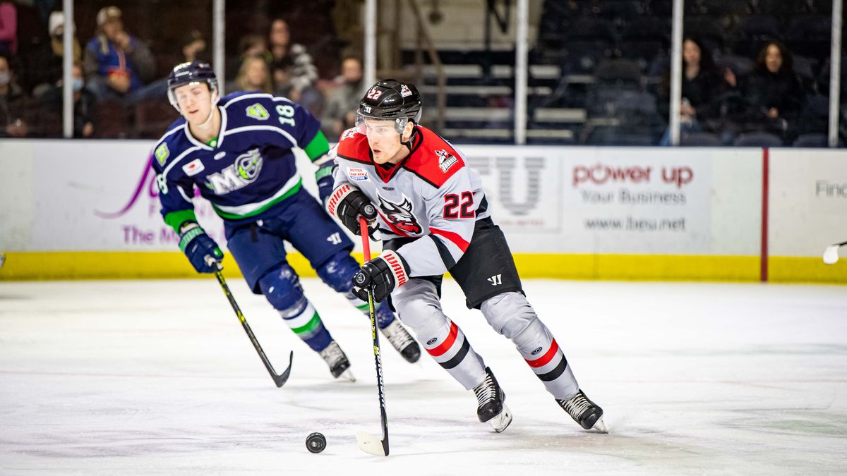 THUNDER RIDE SECOND PERIOD WAVE TO WIN IN PORTLAND