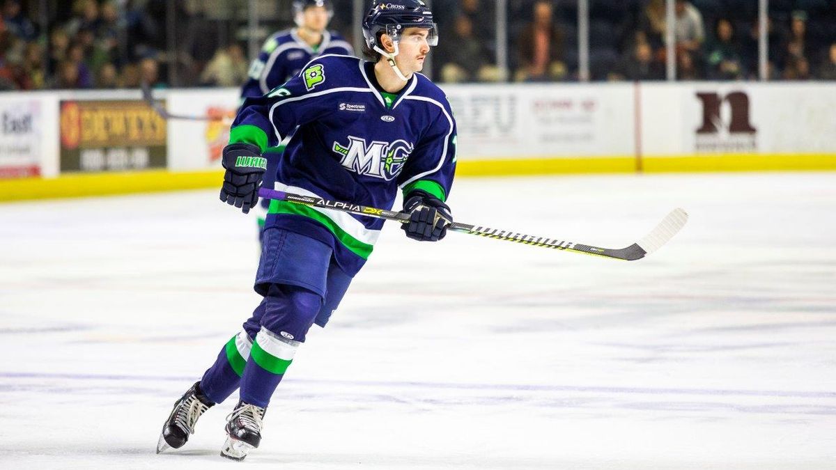 MICHAEL MCNICHOLAS RE-SIGNS IN MAINE