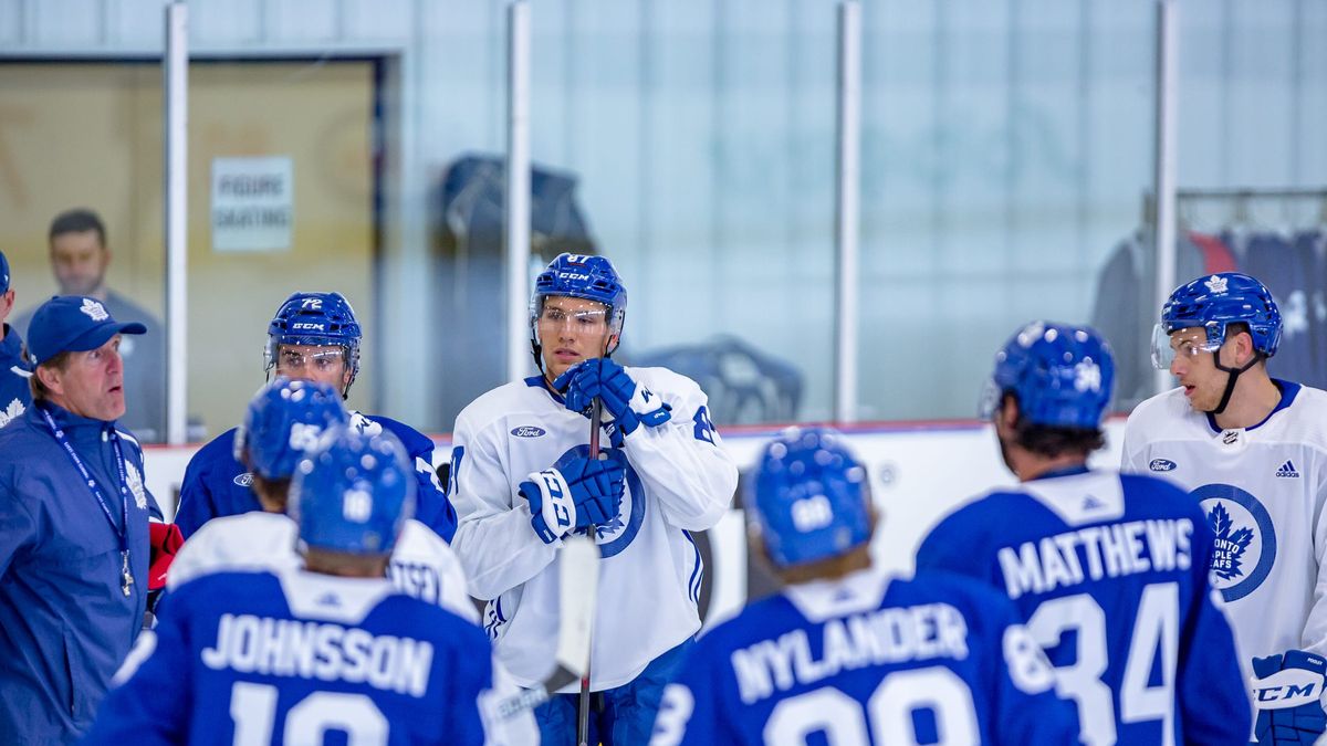 Maple Leafs Training Camp Blog: A Day in Paradise