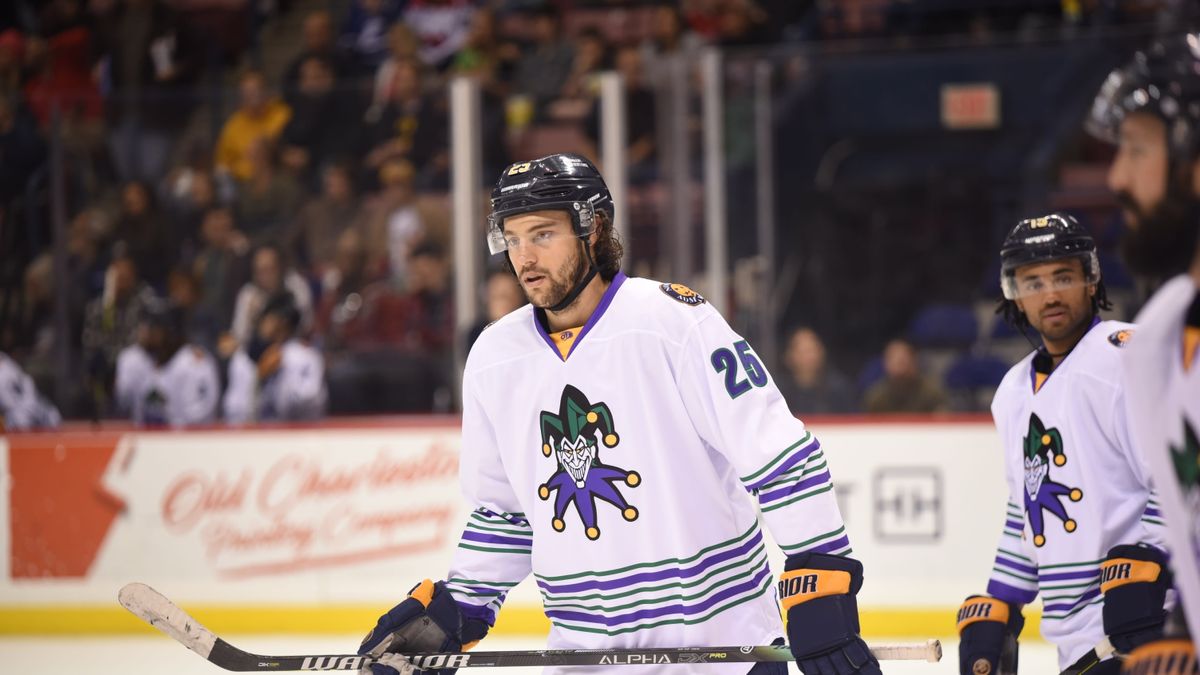 Admirals Edge Out Stingrays In A Thriller