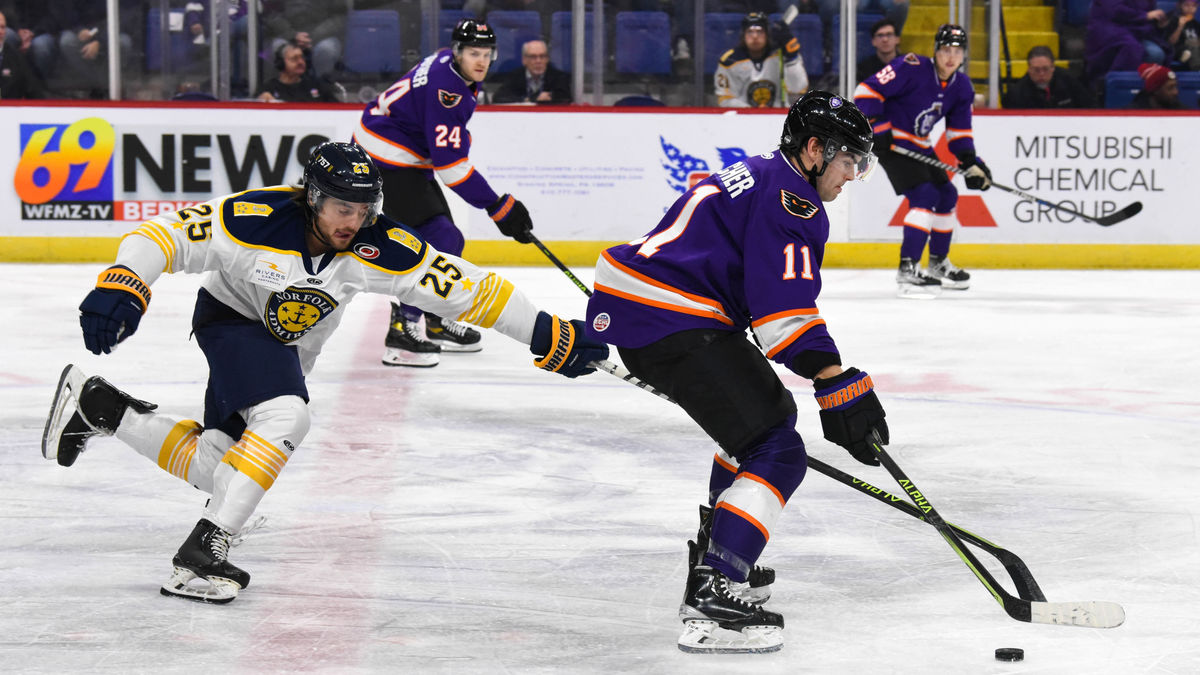 Strong Third Period Not Enough For Comeback, Admirals Fall, 4-1