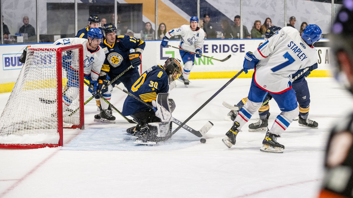 Admirals Climb Back From Two Goal Deficits, Fall Short Against Trois-Rivieres