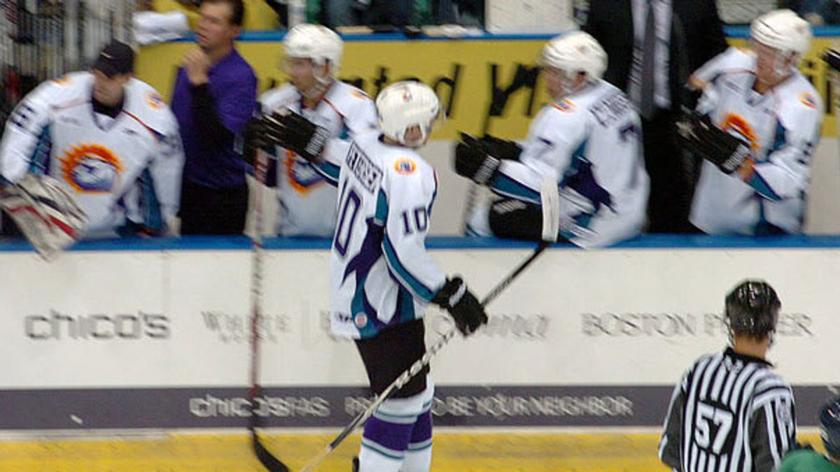 Solar Bears come back to force OT, lose 5-4
