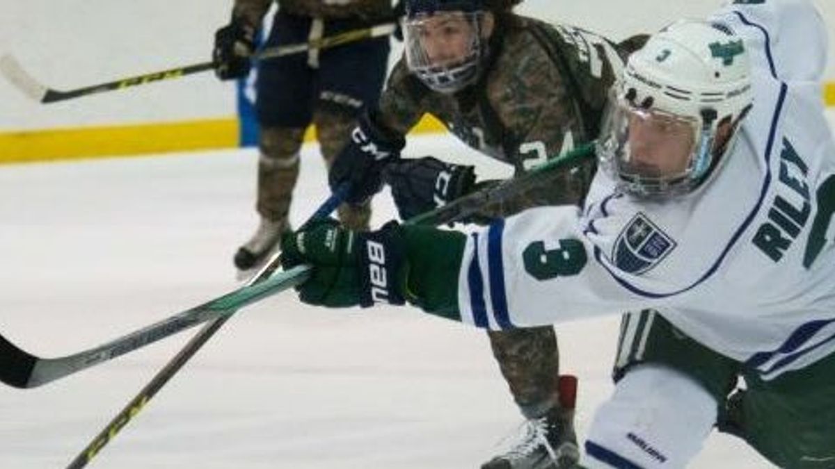 Royals sign Mercyhurst Captain Jack Riley to first professional contract