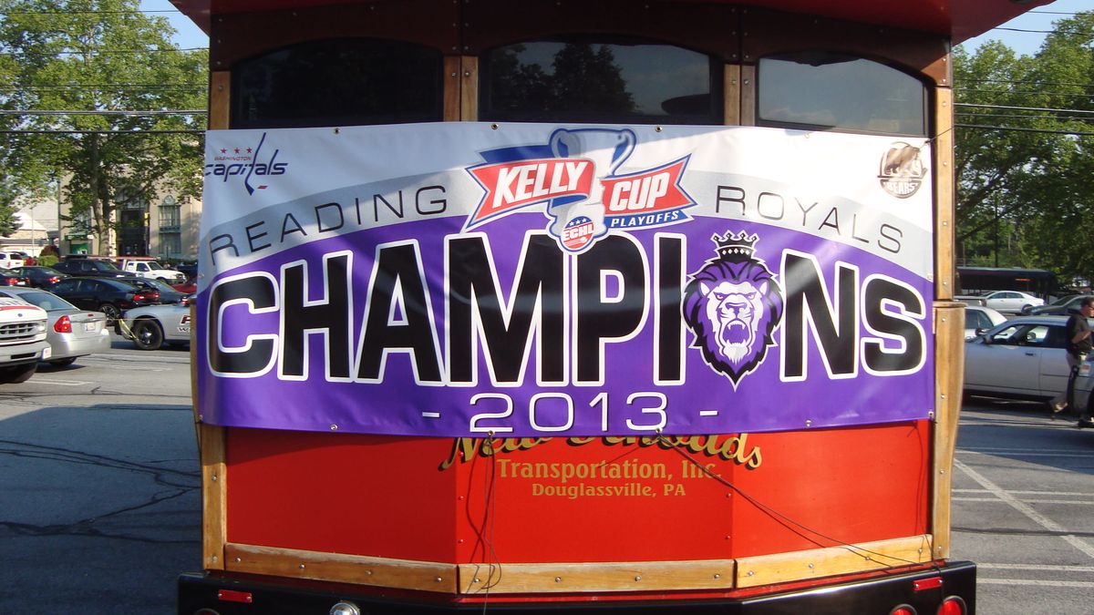 Royals show exclusive footage of 2013 Kelly Cup Parade