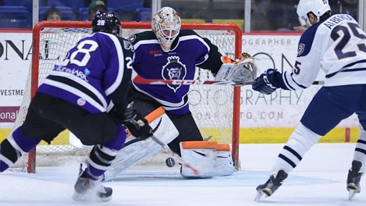 Royals Come Back from Four Goal Deficit to Earn a Point Against Greenville, 6-5