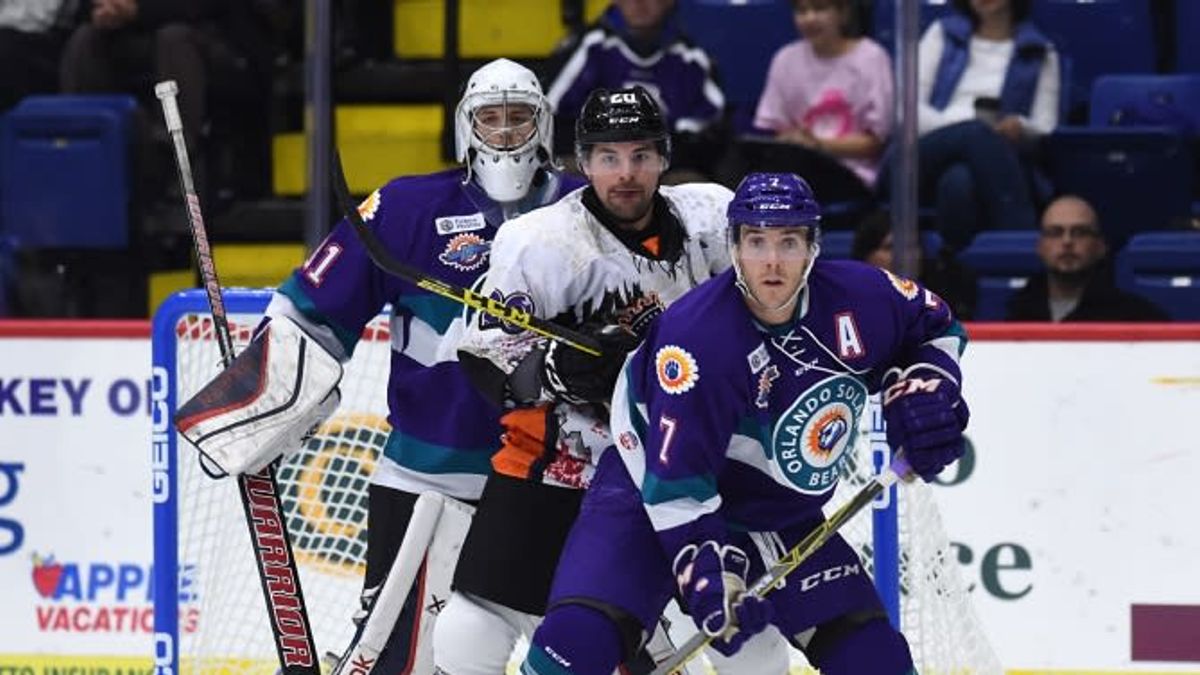 Royals Bewitched by Solar Bears, 5-2